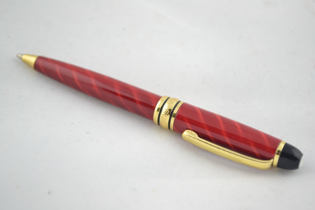 Ball pen