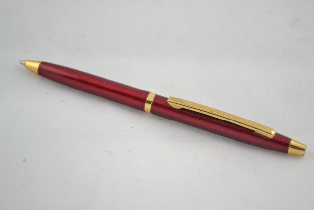 Ball pen